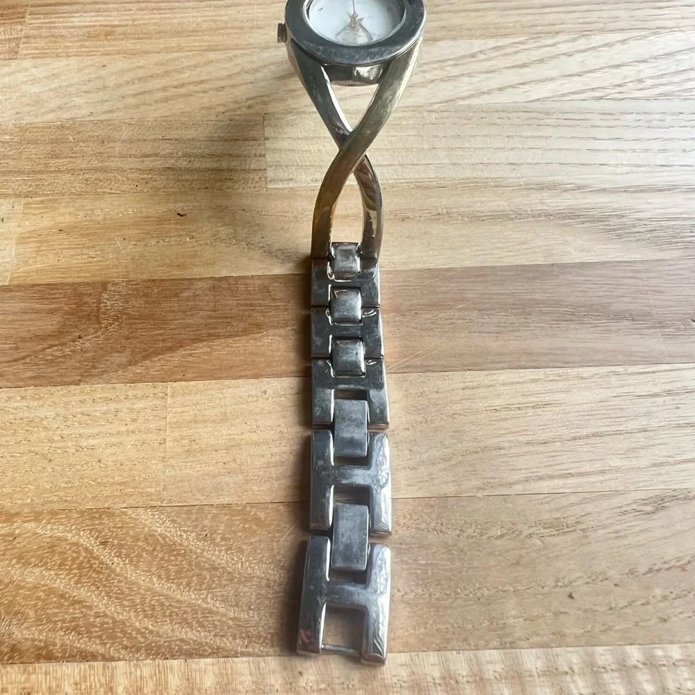 Dkny ladies two toned bracelet dress watch NEW BATTERY